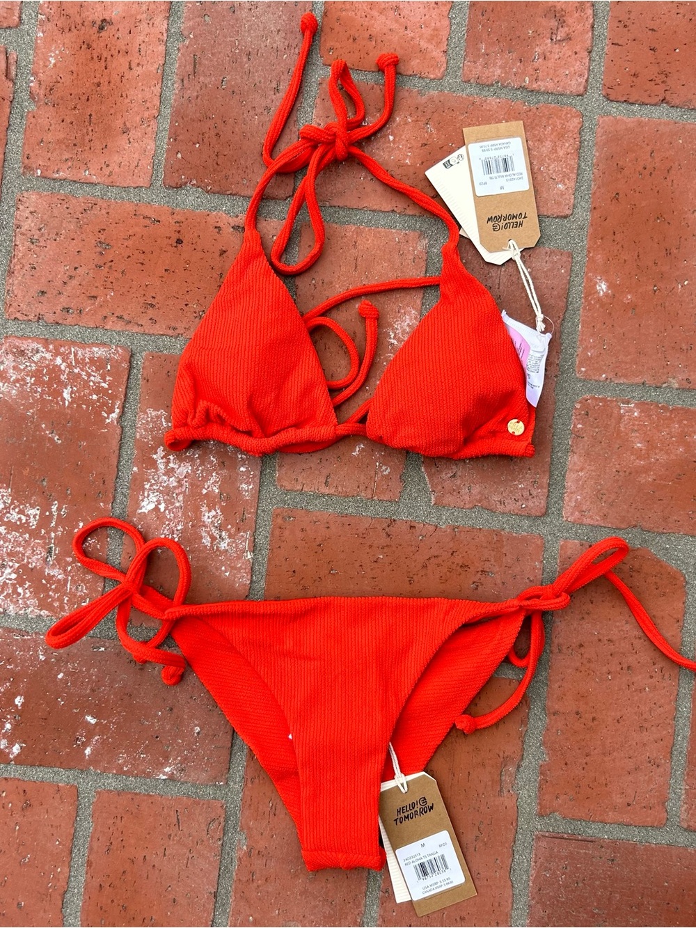 NWT Billabong Bikini Size M